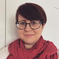 Zsuzsa Kovács